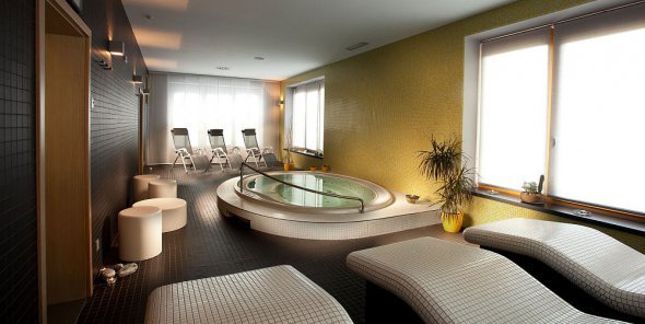 Hotel Kraví hora - turistický cíl