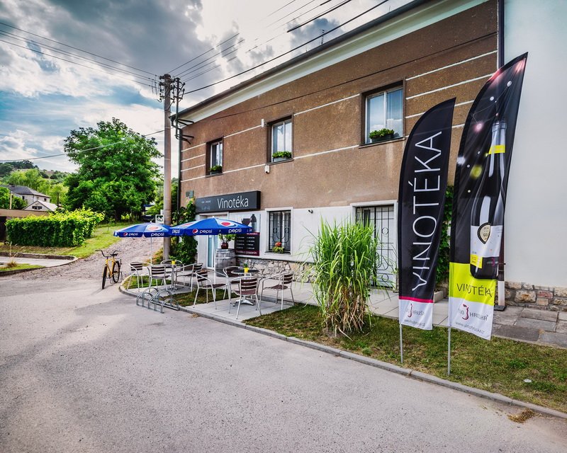 Vinotéka Tetín - Víno Hruška