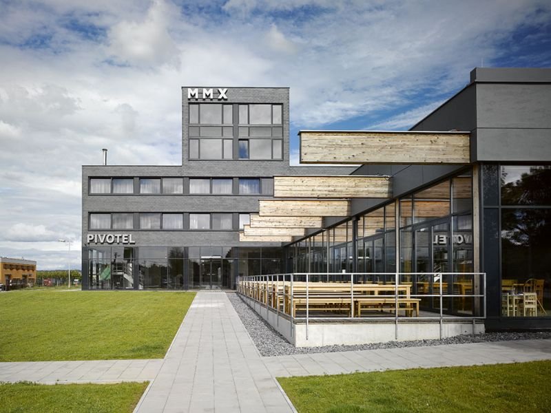 Pivotel MMX - hotel, restaurace, pivovar