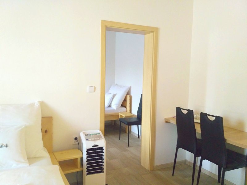 Vinárna a pension "U Langrů"