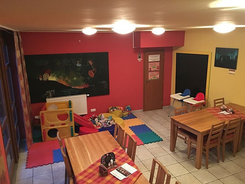 Štiřínská stodola - restaurace