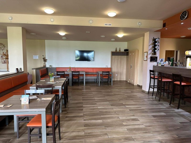 Restaurace a sportoviště Bílov