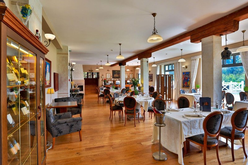 Grill restaurant Mlýn Karlštejn