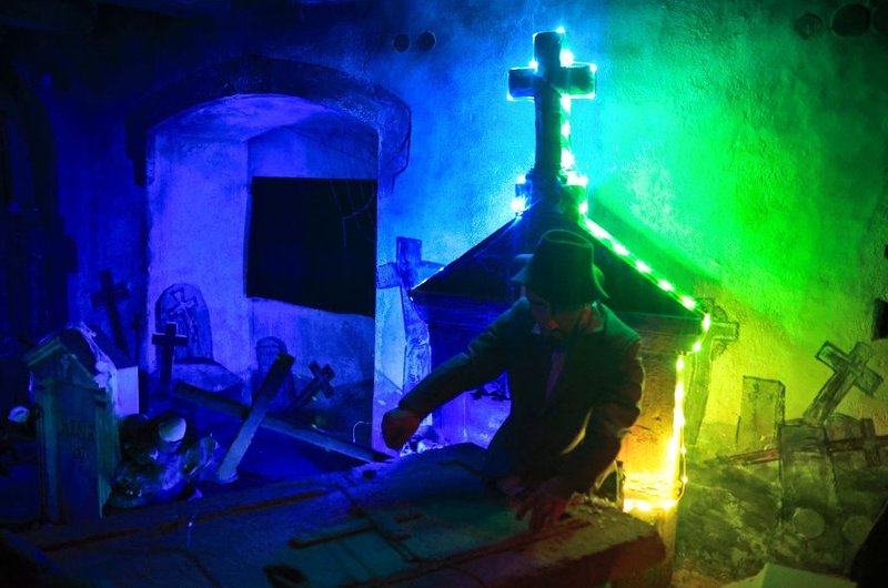 Draxmoor - strašidelný zámek