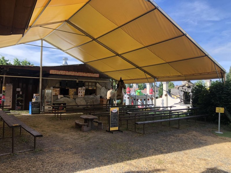 Draxmoor - strašidelný zámek