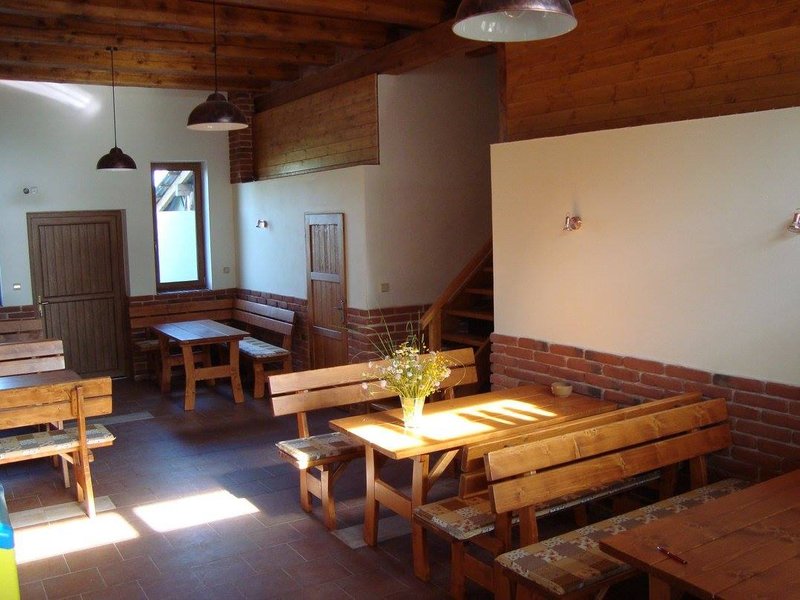 Cyklobar a penzion 100dola - restaurace