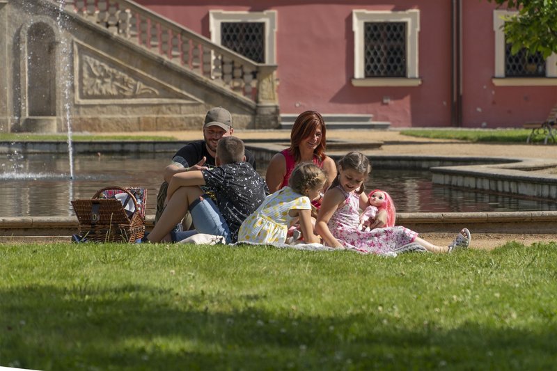 Ostrov - Infocentrum Na Zámku